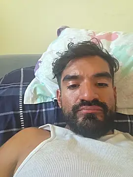 Sembang XXX Secara Langsung piggylatino