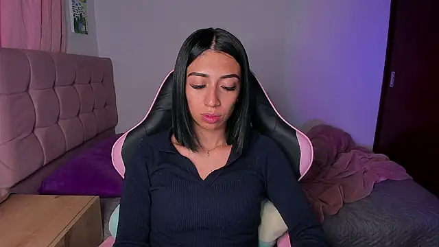 Bellacatx's Live XXX Chat