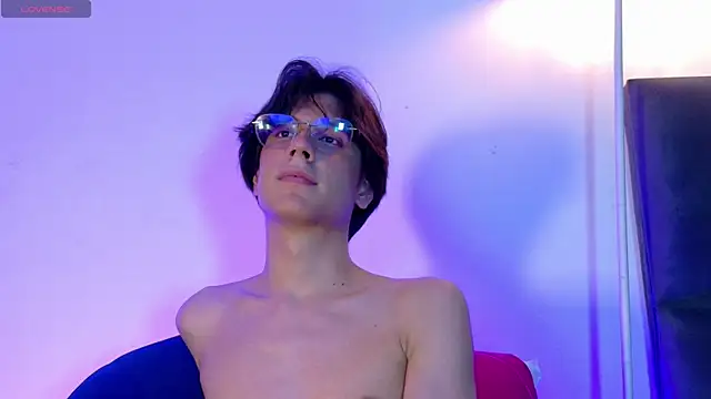 lui_x_dust Show Webcam