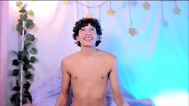 Im_Alejo's Live XXX Chat