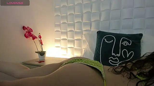 valeryn__rosse Adlı Modelin Canlı XXX Sohbeti