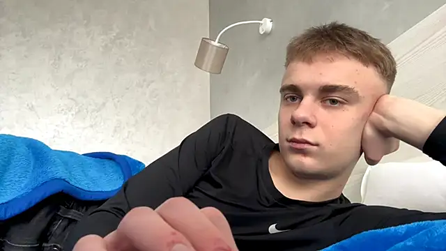 SoloFury 即時 XXX 聊天