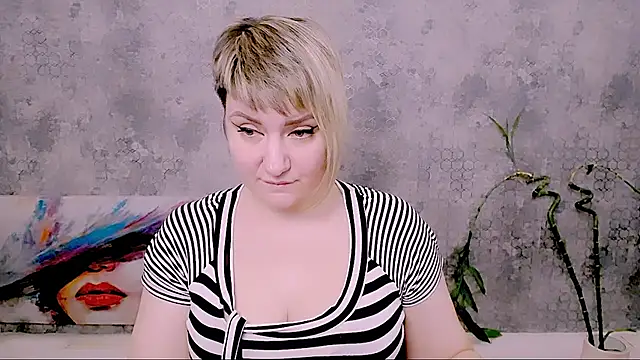 Chat +18 de Djullia ao vivo