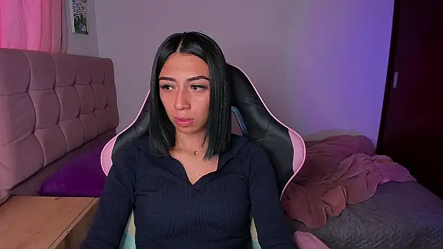 Bellacatx's Live XXX Chat