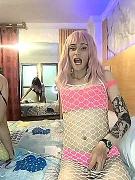 TsSophie_MsSarahのウェブカメラショー