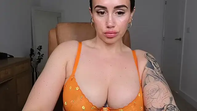 LibbyLoveHeartx's Live XXX Chat