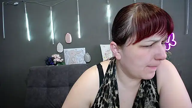 Chat +18 de AliceInksSweetty ao vivo