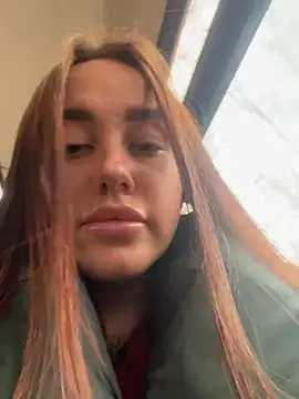 Živý XXX chat KiraSunshine