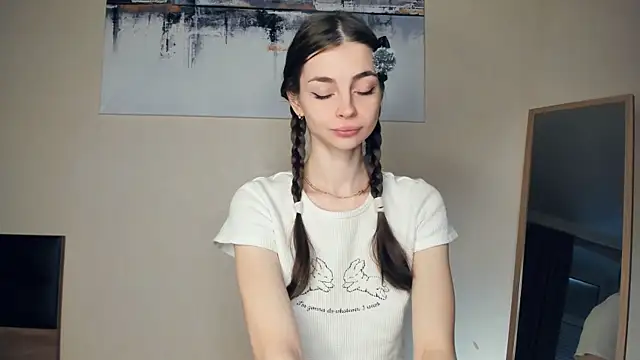 MaryJacksoon Chat XXX in diretta