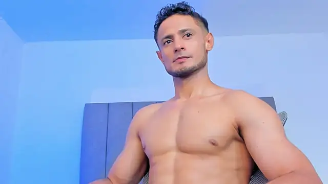 Czat XXX na żywo – Adonys_Lewis_