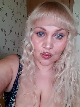 دردشة IsabellaBoni الجنسية المباشرة