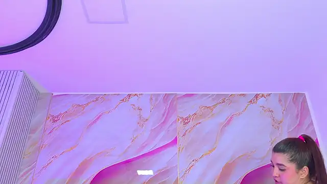 دردشة emmacurvy الجنسية المباشرة