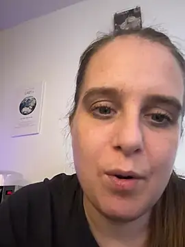 Chantalee Show Webcam