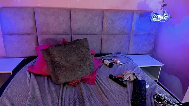 Lushi_LoveのライブXXXチャット