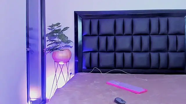 mia_roosee1 现场XXX聊天