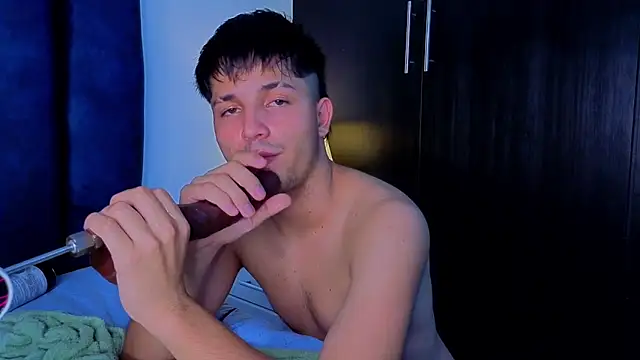 Chat XXX Live Issac_james_