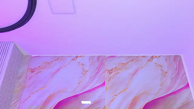 Chat +18 de emmacurvy ao vivo