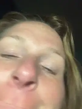 RagingRebecca: απευθείας συνομιλία ΧΧΧ