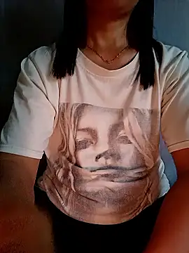 Doremon_95 即時 XXX 聊天