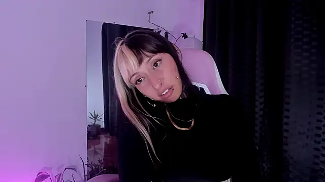 Czat XXX na żywo – HollyHudsonn