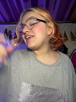 Sophia_Weest99's Live XXX Chat