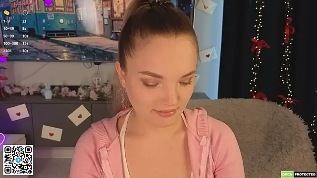 Chat +18 de JulieLupo ao vivo