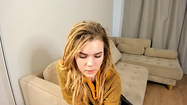 AldaCerrello's Live XXX Chat