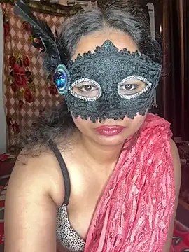 IndianLatinaa 网络视讯表演