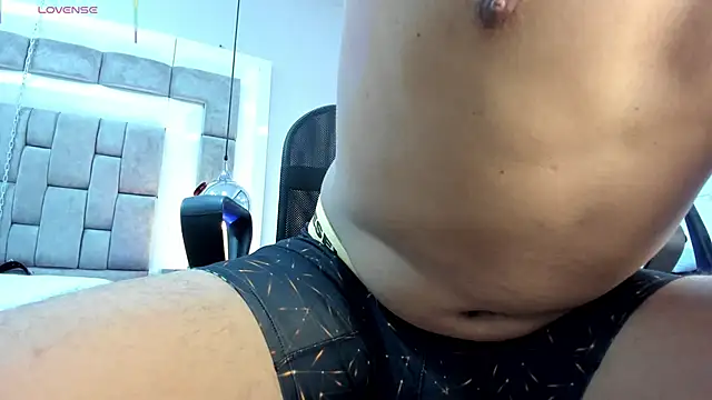 NohaBrooks Webcam show