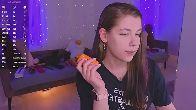 Mira_Falls Chat XXX live