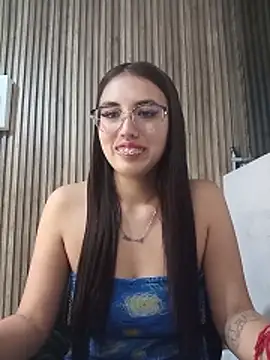 Chatroom XXX en direct de Valk_submissive