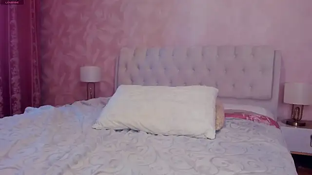 TarynPalek Chat XXX live