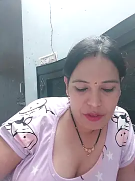 Poojabhabi101's Live XXX Chat