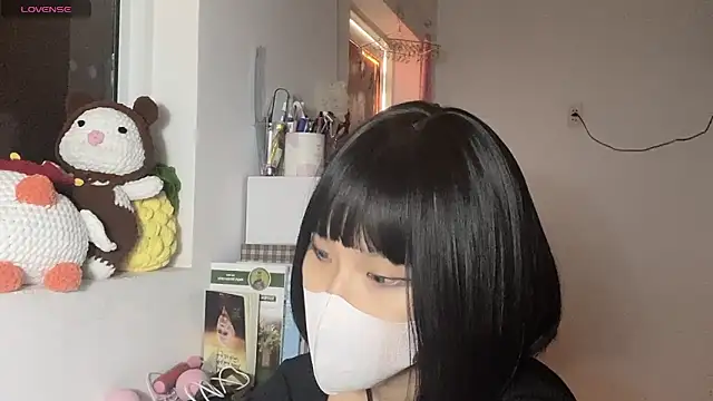 Chatroom XXX en direct de Tieu-May