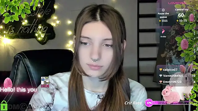 Chatroom XXX en direct de CherryBloom777