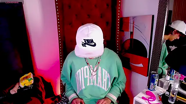 Cain_Dantalion Adlı Modelin Canlı XXX Sohbeti