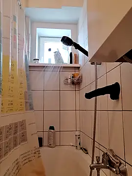 DudetimeXMrsCuteSlip Show in webcam