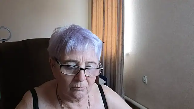 Sandra_Snowflake's Live XXX Chat