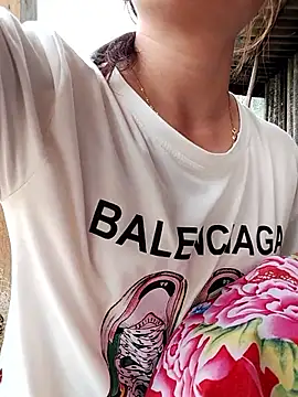 Czat XXX na żywo – Cute-flowers