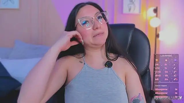 lucy_neil Obrolan Langsung XXX