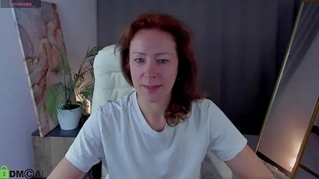 LeticiaRomano: онлайн-секс-чат