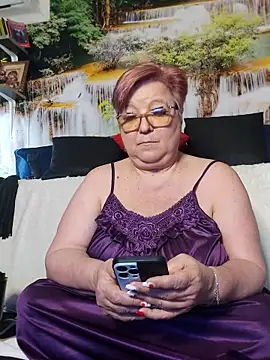 Chat +18 de QueenPammy1 ao vivo