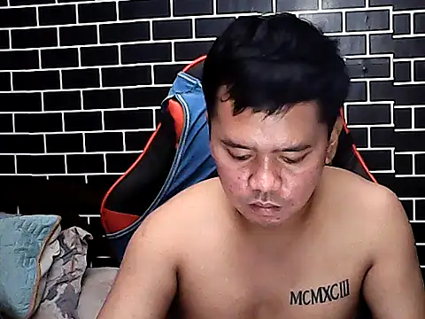 Czat XXX na żywo – sweet_sexyasian69