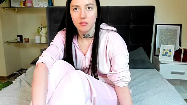 AdrianaCult: απευθείας συνομιλία ΧΧΧ