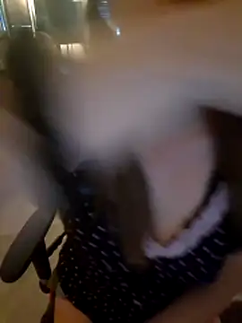 SPrITZMAUS live XXX chat