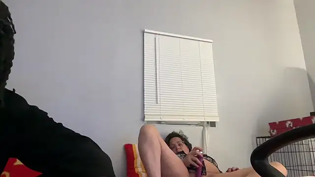 KcChiefBBC69's Live XXX Chat