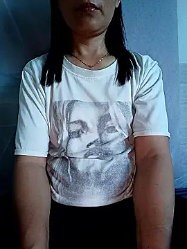 Chatroom XXX en direct de Doremon_95