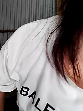 Chatroom XXX en direct de Cute-flowers