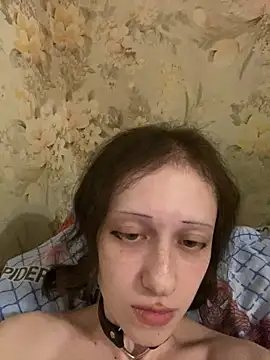 Show modela AmanitaXXX69 na web-kameri