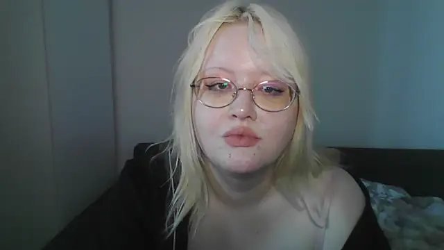 Chat +18 de Elayne_Sweet ao vivo